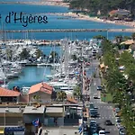 Apartment Le Port Confort Terrasse Clim Hyeres