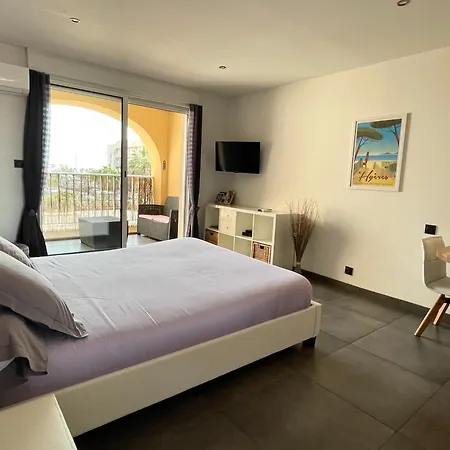 Neuf Le Port/plage D’hyères Appartement *