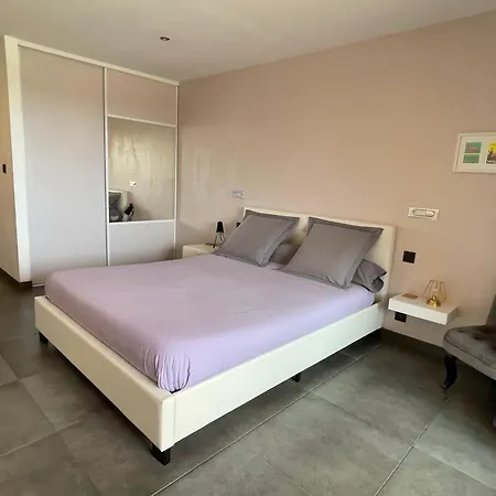 Appartement Neuf Le Port/plage D’hyères Hyères