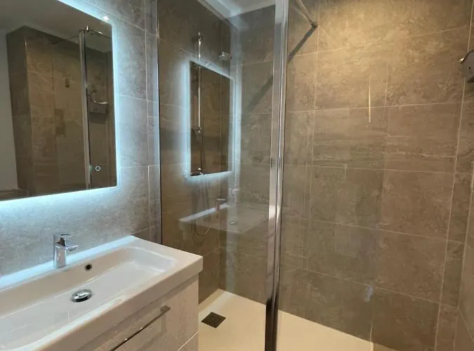 Neuf Le Port/plage D’hyères